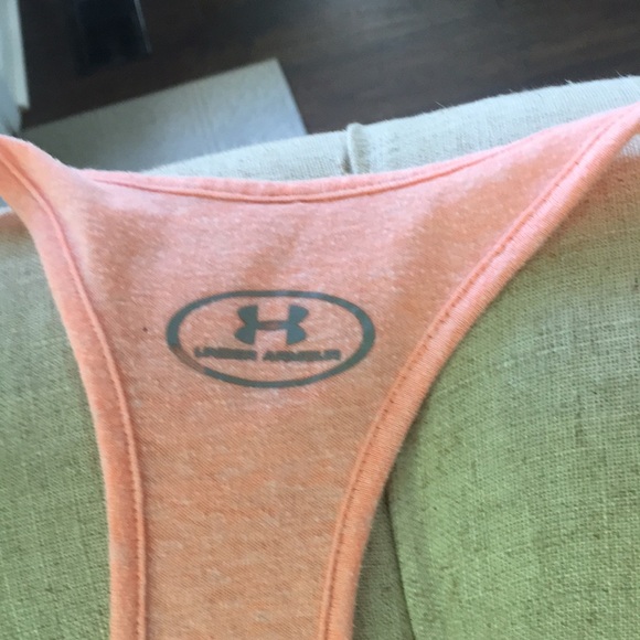 Workout tank - Picture 2 of 3